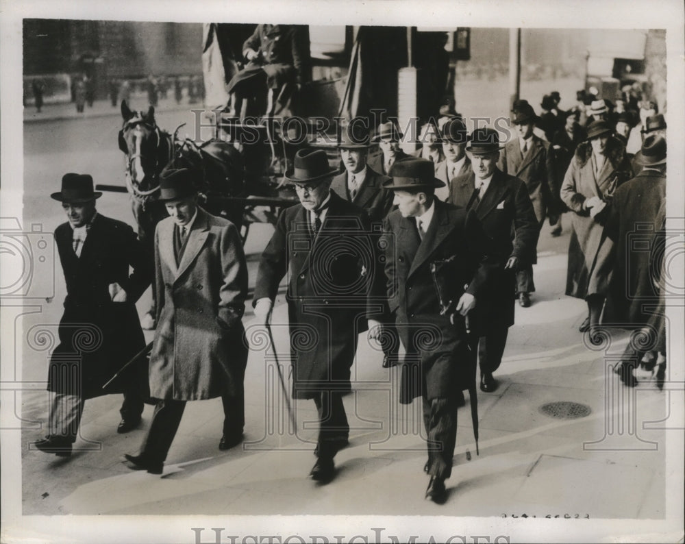 1935 J.Ramsay MacDonald arrived at the House of Commons in London - Historic Images