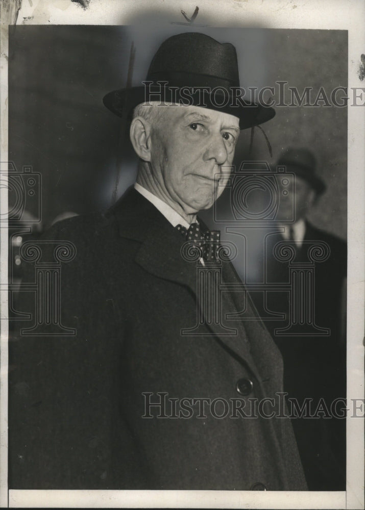 1938 Justice Willis van Devanter at U.S District Court in N.Y - Historic Images