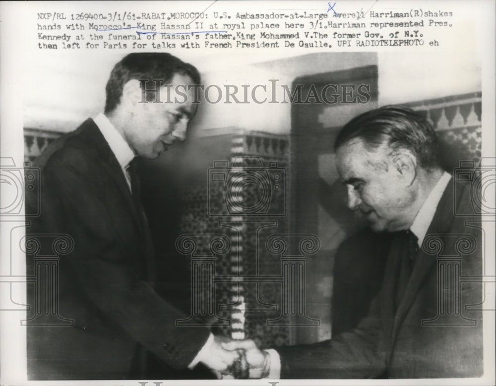 1961 Press Photo Averell Harriman shakes hands with King Hassan II - nef59856-Historic Images