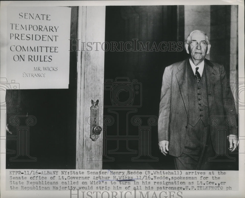 1953 Press Photo Henry Neddo arrives at the Senate office of Arthur H. Hicks-Historic Images