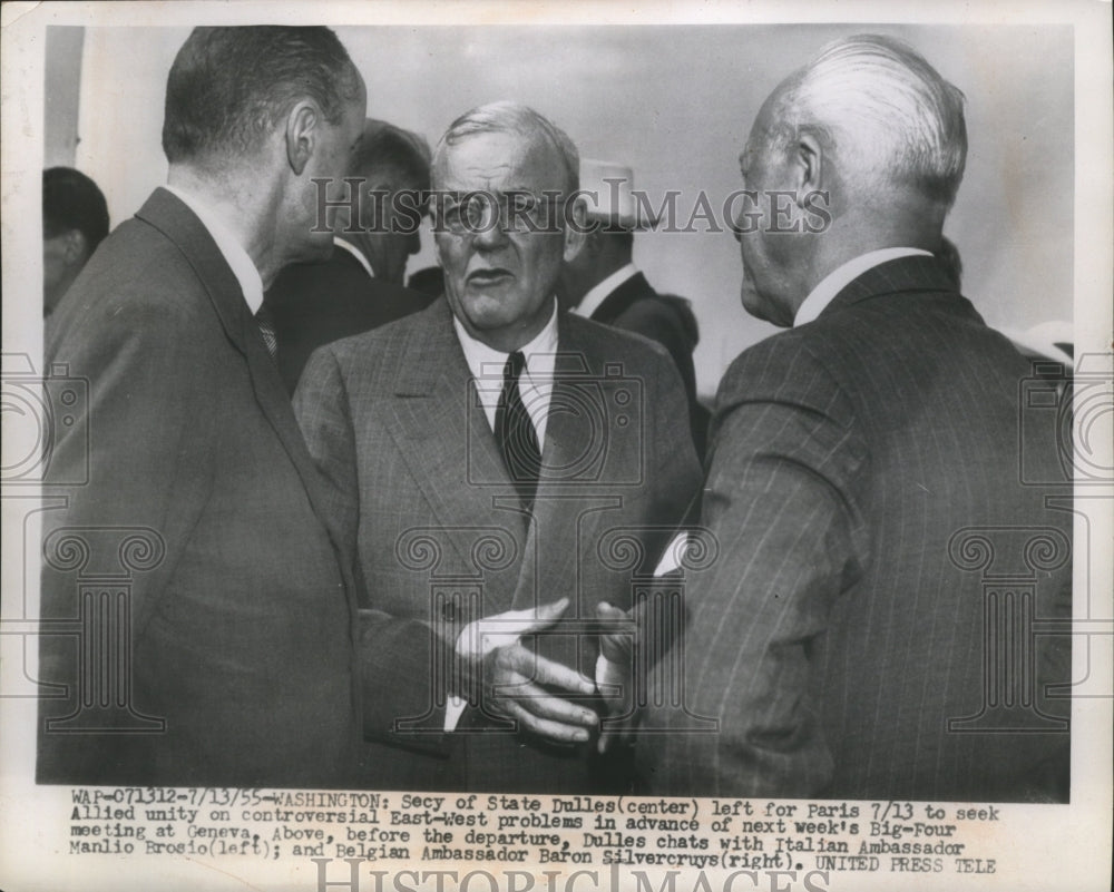 1955 Dulles chats with Manlio Brosio and Baron Silvercruys - Historic Images