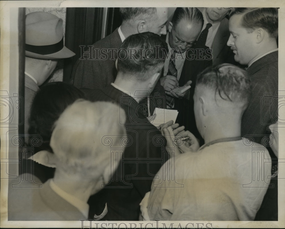 1939 Press Photo Dr.James M Smith Pres.of Louisiana Univ. held for Emblezzlement-Historic Images