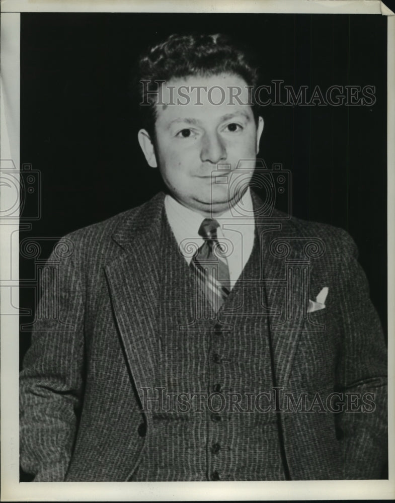 1939 Jack Bassichis, Cleveland  - Historic Images