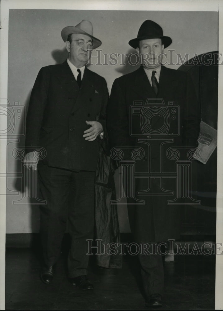 1939 Press Photo Ex-Police Chief Testifies in T.J. Pendergast Trial - nef61185-Historic Images