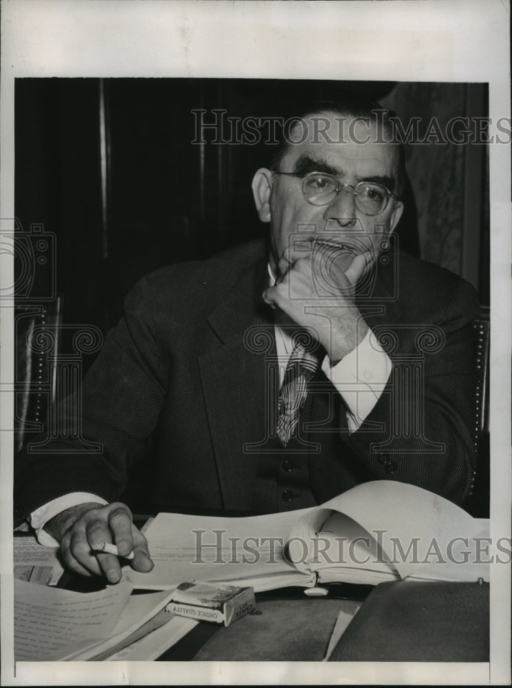 1946 Press Photo Ira Mosher Testifies Before Senate Education &amp; Labor Committee-Historic Images