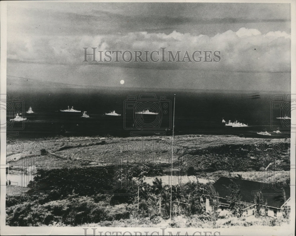 1940 Part of U.S. Fleet at Anchor inLahaina Roads for Def Maneuvers - Historic Images