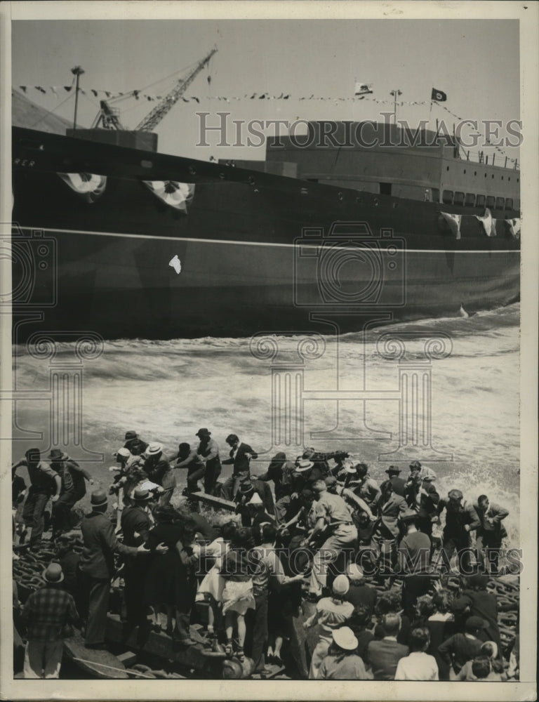 1940 Press Photo S.S. American Manufacturer rolled in San Francisco BAy-Historic Images