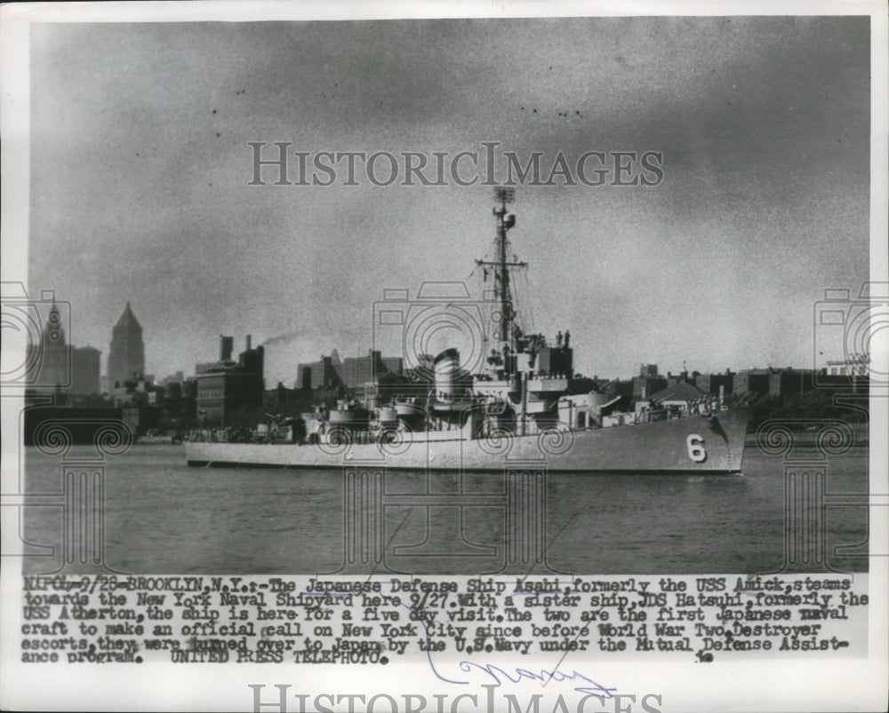 1955 Press Photo Japanese Defense Ship &quot;Asahi&quot; at New York Naval Shipyard Base - Historic Images