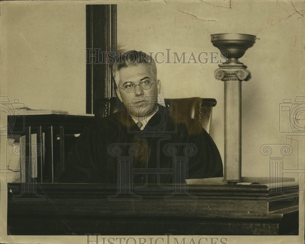 1940 Homer S. Ferguson, one man grand jury  - Historic Images