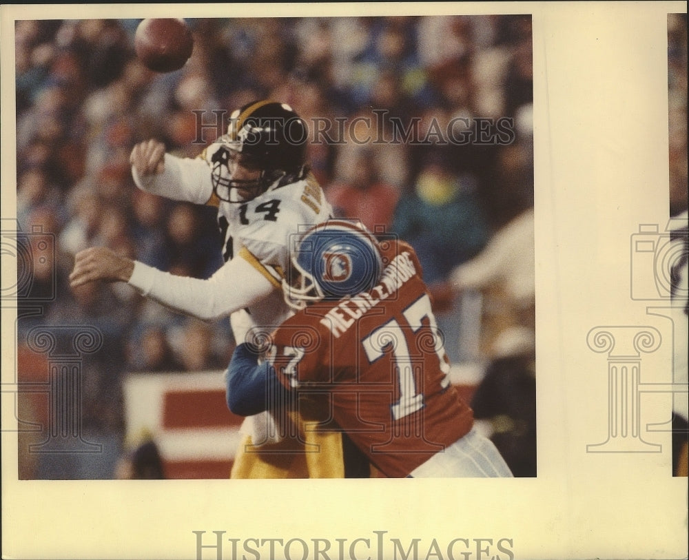 1991 Denver Broncos Vs. Steelers Football Game  - Historic Images