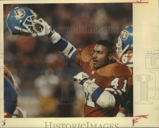 1991 Press Photo Scene During The Bronco's Vs. Steelers - nef63613 - Historic Images