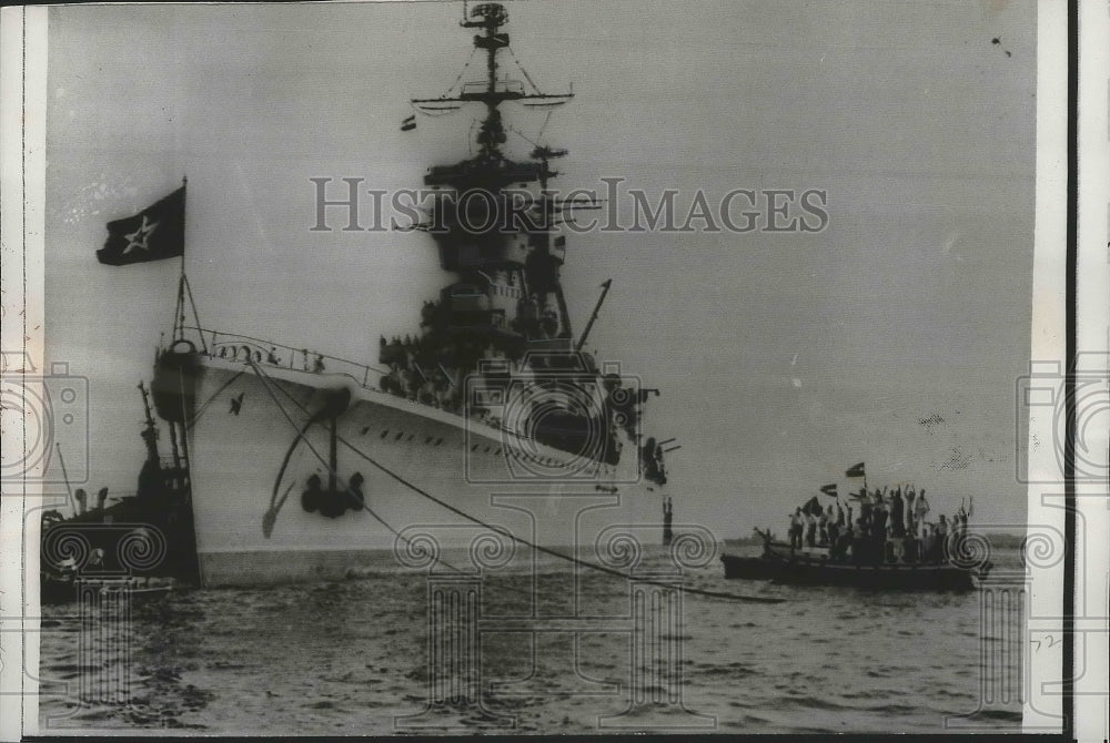 1967 Press Photo Russian Destroyer As She Sails Into Egyptian Port - nef63637-Historic Images