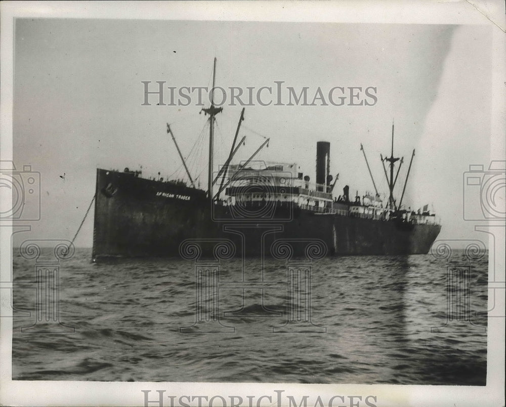 1937 Press Photo British Merchant Ship "African Trader" Beached off Sablanceaux-Historic Images