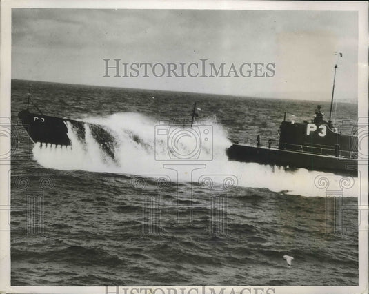 1937 Press Photo US Navy "Fighting Shark" Leaving for Hawaiian Maneuvers-Historic Images