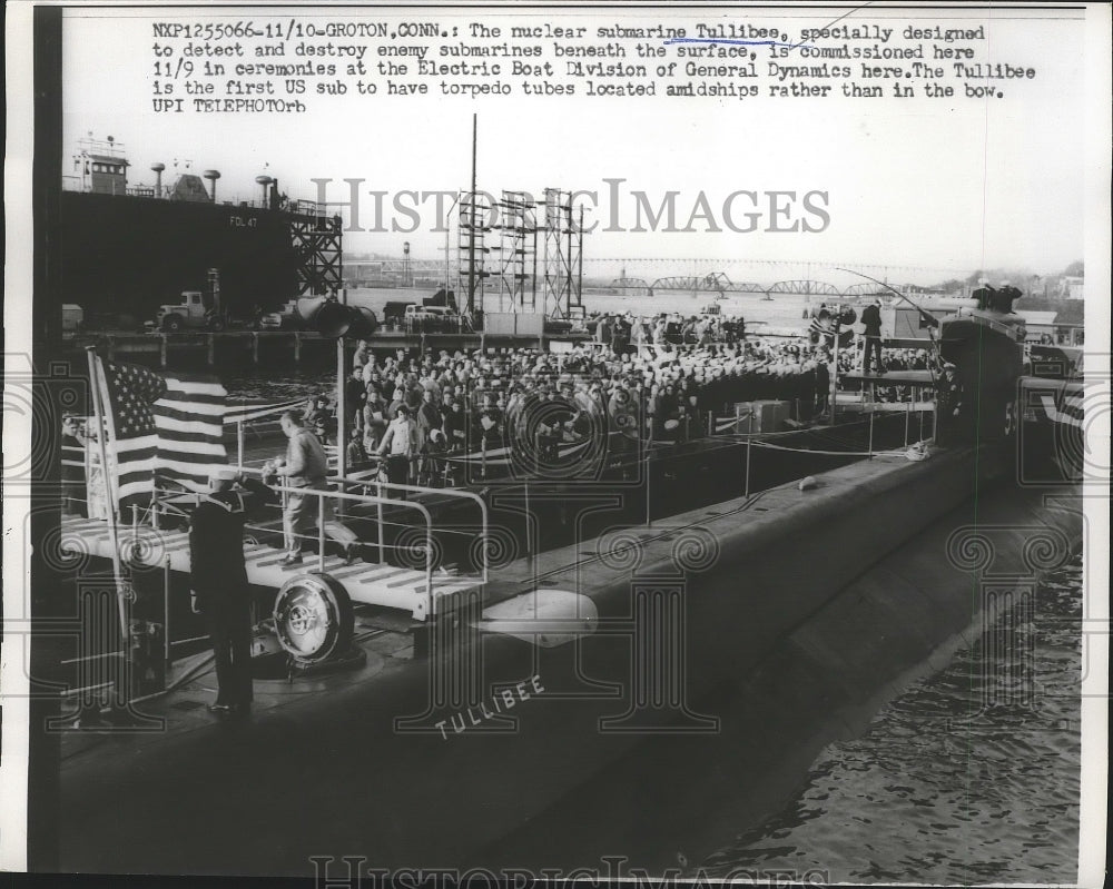 1960 Press Photo US Nuclear Submarine "Tullibee" Commissioned in Groton, CN-Historic Images