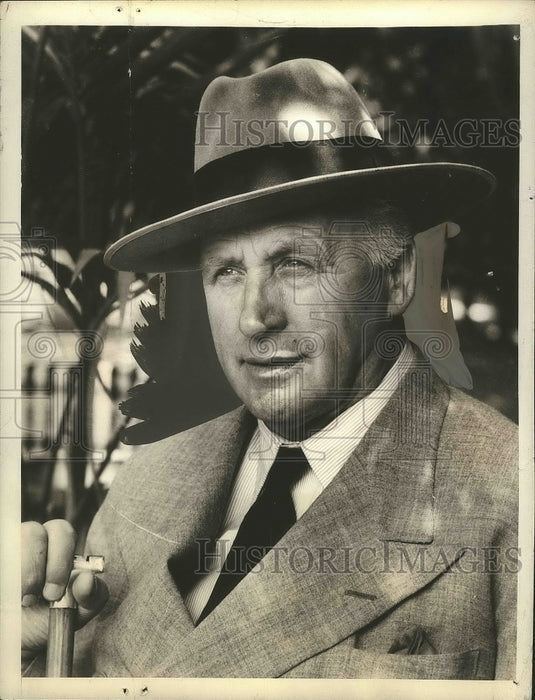 1933 Press Photo The Very Rev. Albert Victor Ballie Spending Vacation in Calif - Historic Images