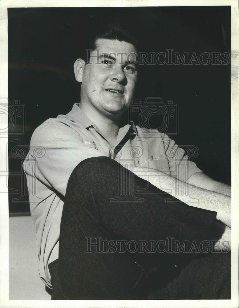 1964 Press Photo Lance Loughnan, Bowler at World Match Game - nef64315-Historic Images