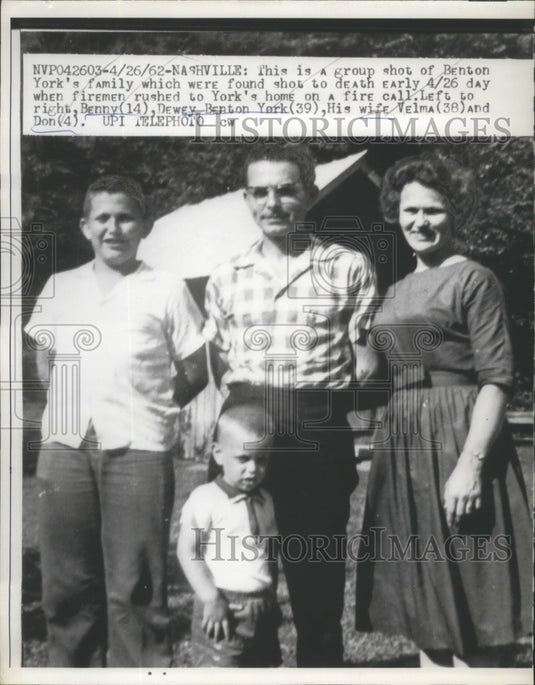 1962 Press Photo Benton York's Family Found Shot to Death at York's Home-Historic Images