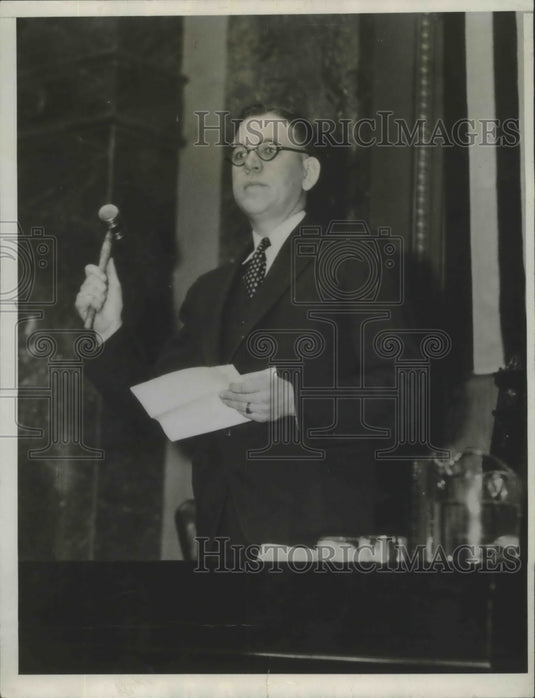 1933 Press Photo Ray L. Olson's Gavel Signaled Nation Off Water Wagon-Historic Images
