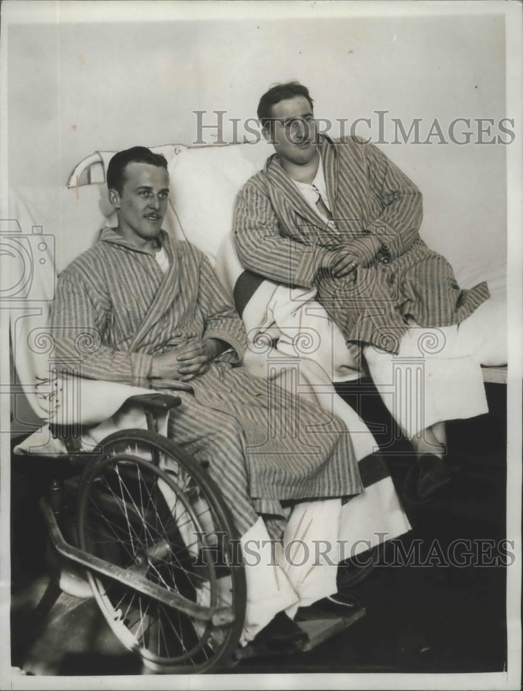 1934 Press Photo Lieut W S Pocock Jr & Lieut James Rothrock After Resc ...