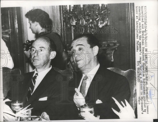 1960 Press Photo Adlai Stevenson & Juscelino Kubitschek Seem Puzzled - nef65508-Historic Images