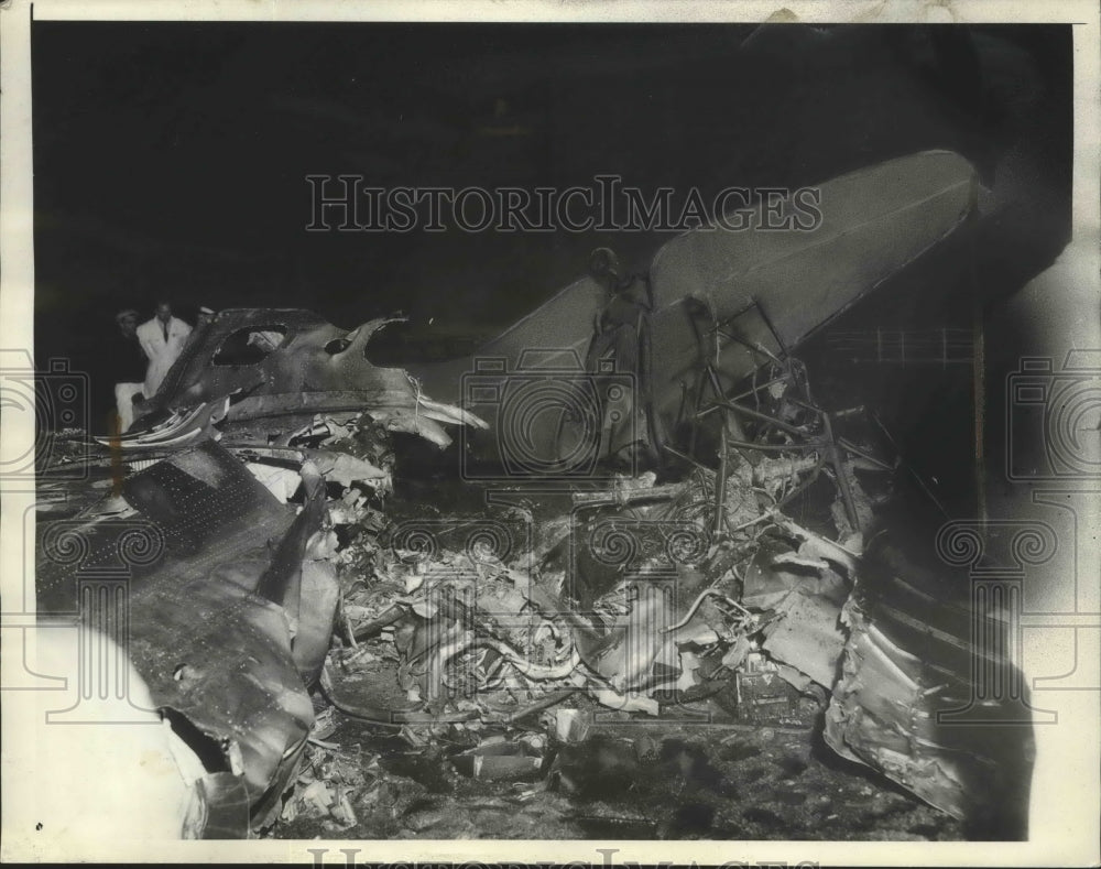 1935 Press Photo Four People Burned to Death When Air Express Liner Crashed-Historic Images