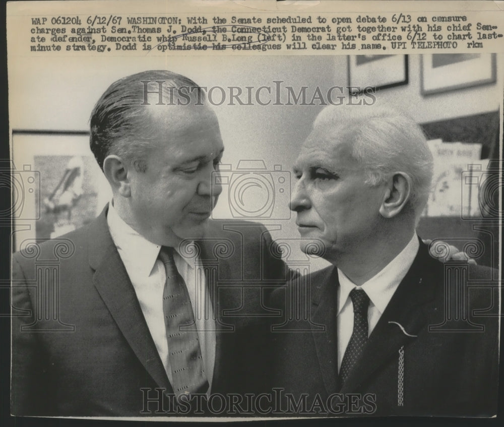 1967 Press Photo Sen Thomas J Dodd &amp; Russell B Long Discuss Censure Strategies-Historic Images