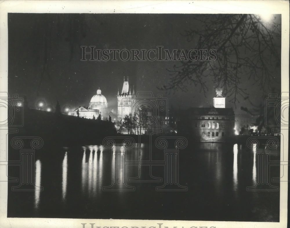 1935 Press Photo Prague Capital of Czechoslovakia One of Europe's Oldest Cities-Historic Images
