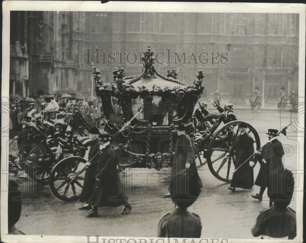 1931 Press Photo King and Queen of England en route to the House of Parliament-Historic Images