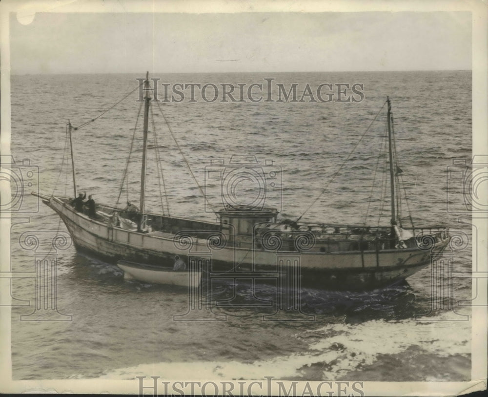 Press Photo Ryoei Mauel Adrift in the Pacific - nef67928-Historic Images