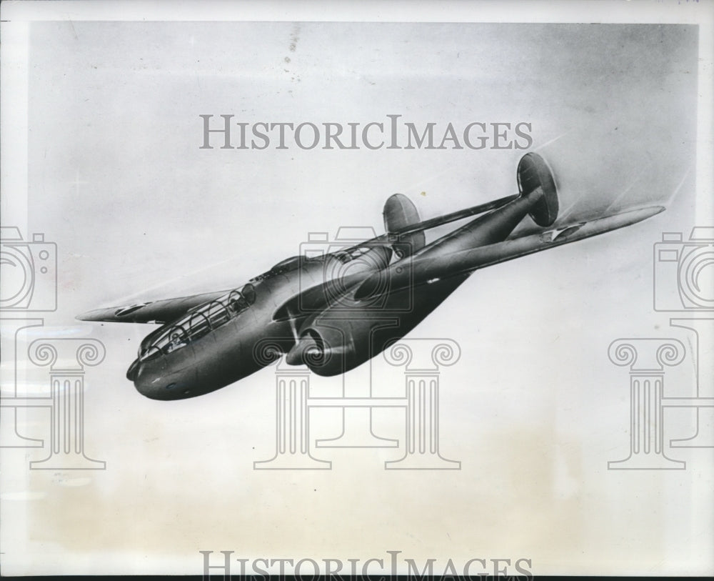 1942 An artist sketch of the future plane called the 'Shrike' - Historic Images