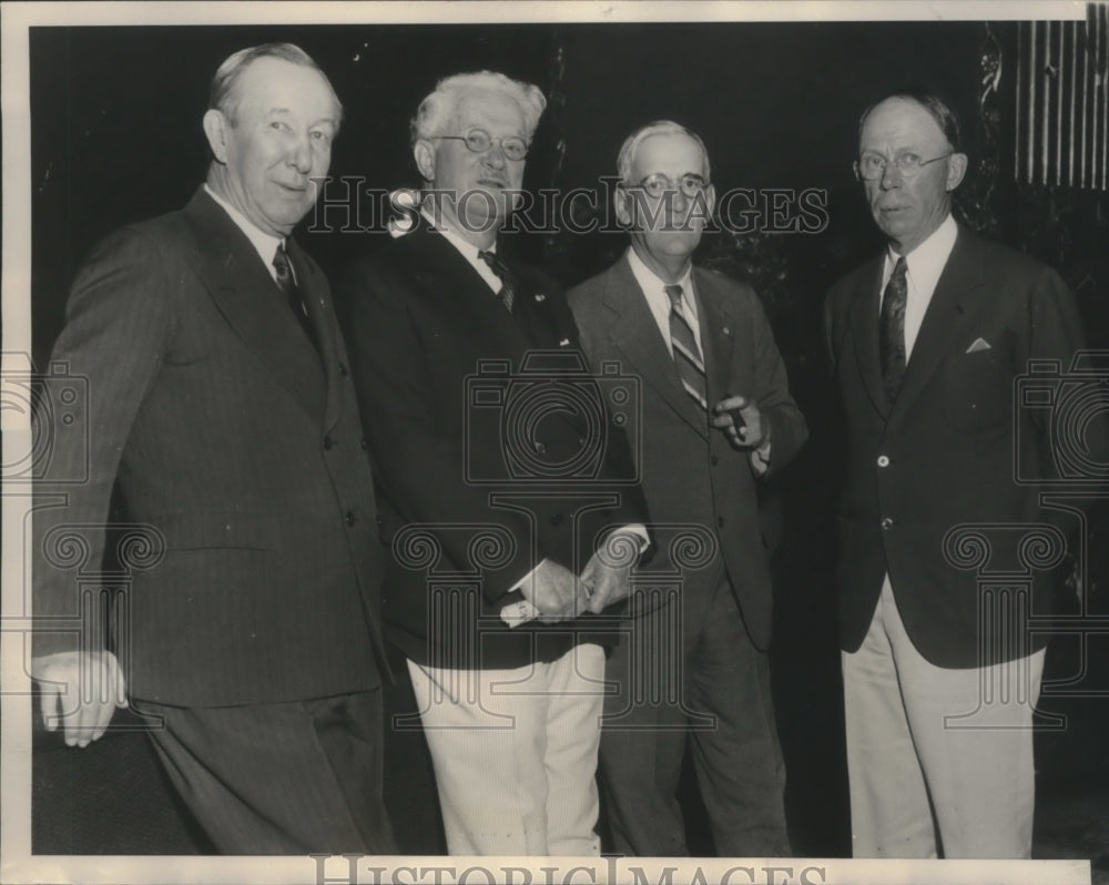 1934 Press Photo WHH Piatt with Earle W Evans of American Bar Assn & others-Historic Images