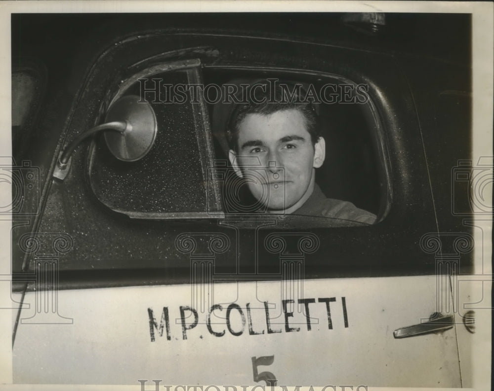 1947 Press Photo Ed Jakubas Chicago cab driver ran off assailants - nef71515-Historic Images