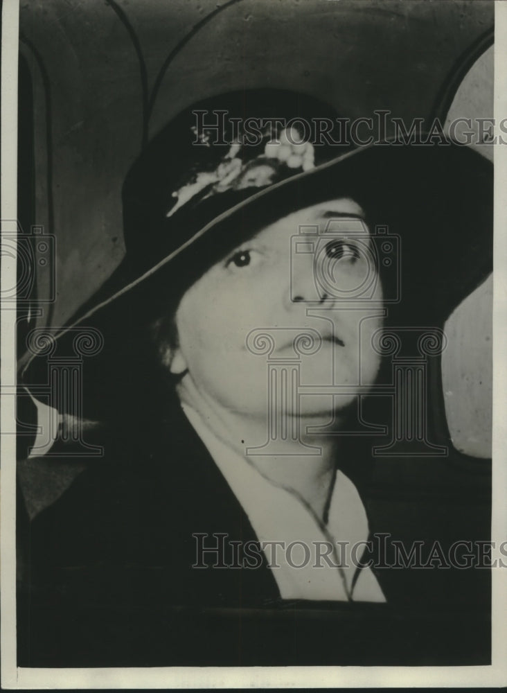 1934 Mrs Nellie Tipton Muench St Louis Mo woman at trial - Historic Images