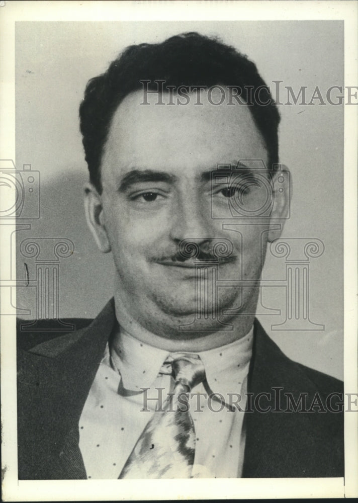 1934 Paul De Gasaton held by Coroner's Jury on murder charges - Historic Images