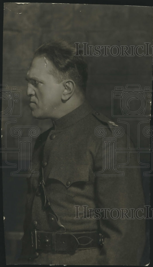 1935 Press Photo Actor Louis Wolheim with a scowl on his face - nef71911-Historic Images