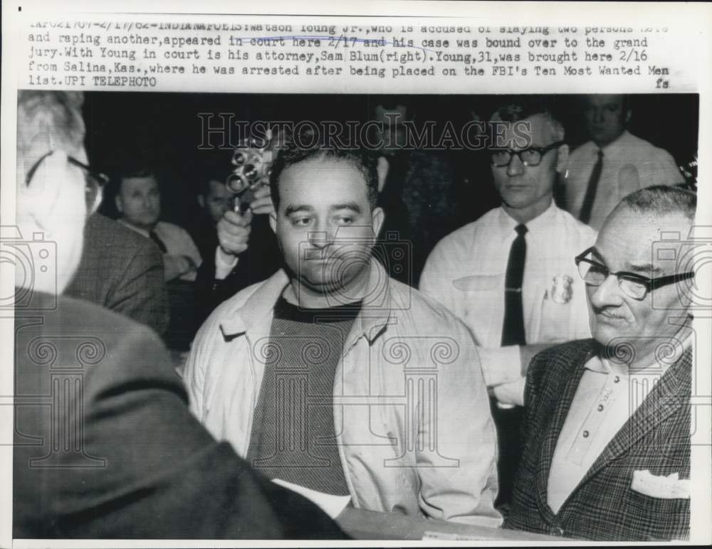 1962 Indianapolis-Watson Young Jr. and lawyer at murder trial - Historic Images