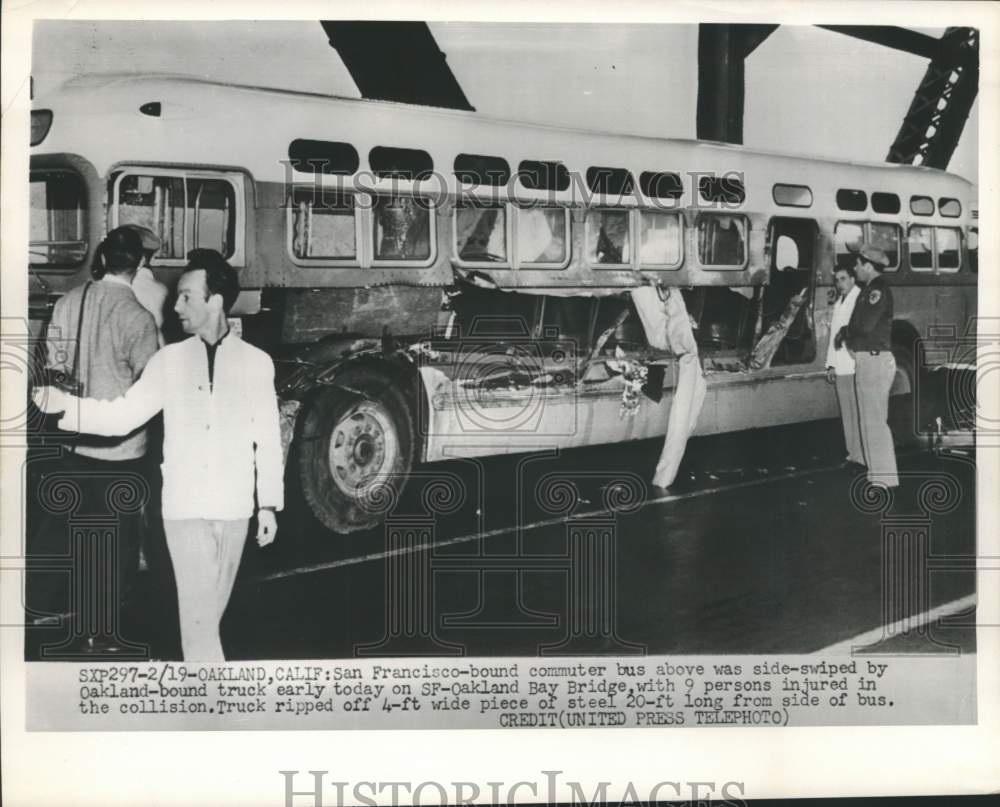 1952 Press Photo Commuter Bus Side Swiped By Truck On SF-Oakland Bay Bridge - Historic Images