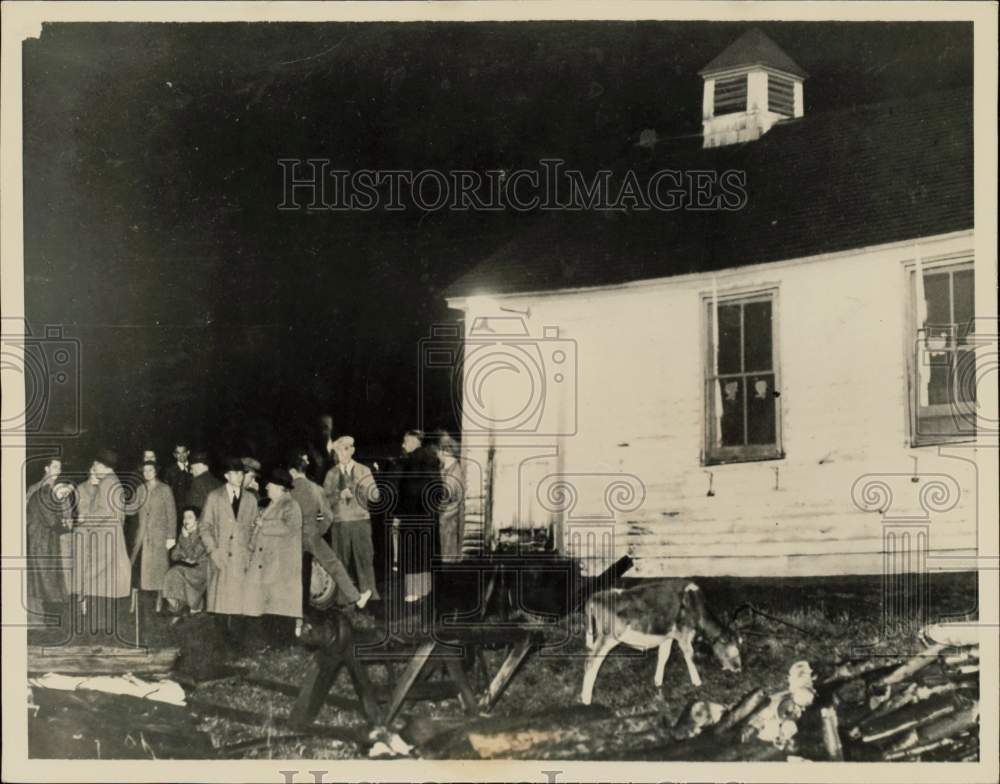 1936 Press Photo Voters await opening of polls in New Ashford, Massachusetts- Historic Images