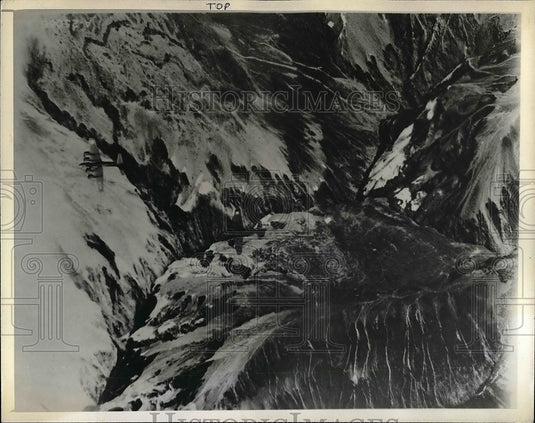 1943 U.S. Air Force Bombers over Alps on Shuttle bombing trip. - Historic Images