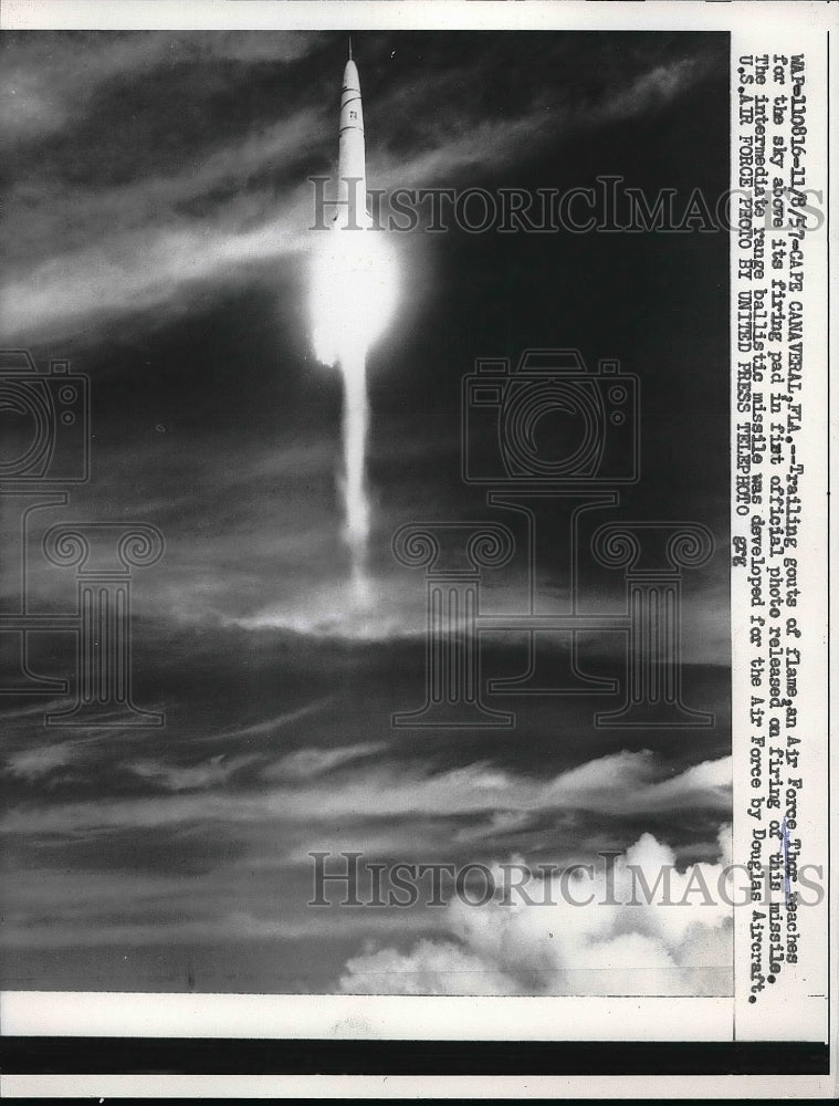 1957 Press Photo Air Force Missile reached for the sky at Cape Canaveral,Fla.-Historic Images