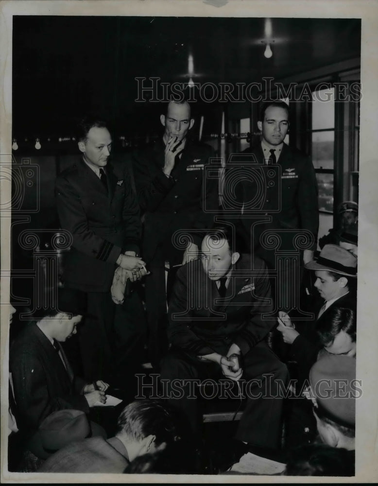 1946 Press Photo Crew of the Truculent Turtle of Columbus Ohio. - nem07920 - Historic Images