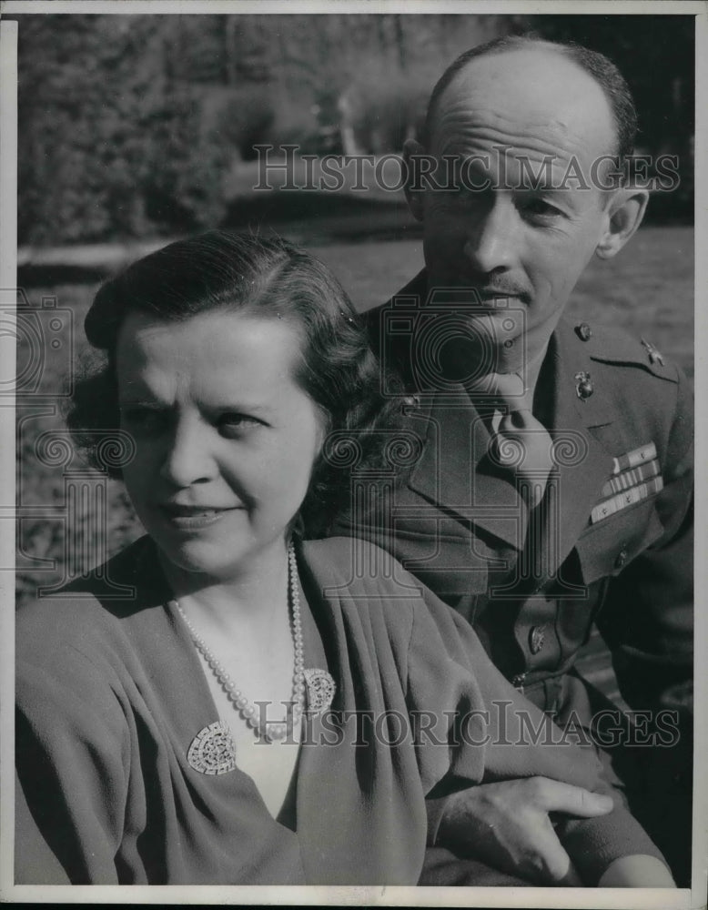 1946 Colonel James P. Devereaux &amp; fiancee Rachel Clarke Cooke - Historic Images