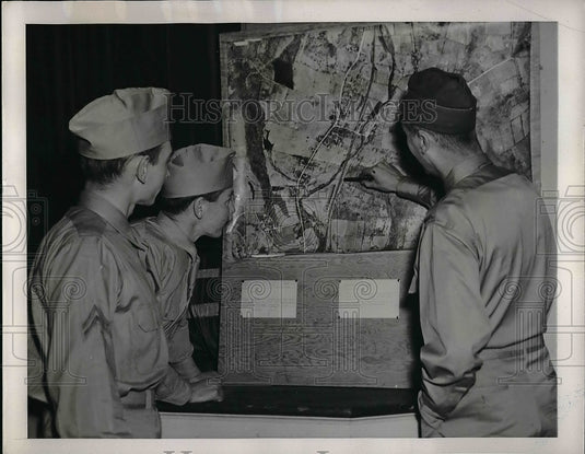 1941 Corp. Fred Meyer & Lt James Randolph, Corp R Evans - Historic Images