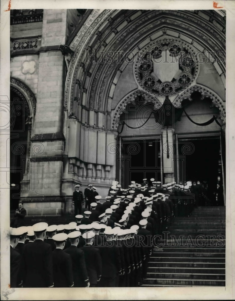 1945 Ensigns from West Point Naval Academy in NYC - Historic Images