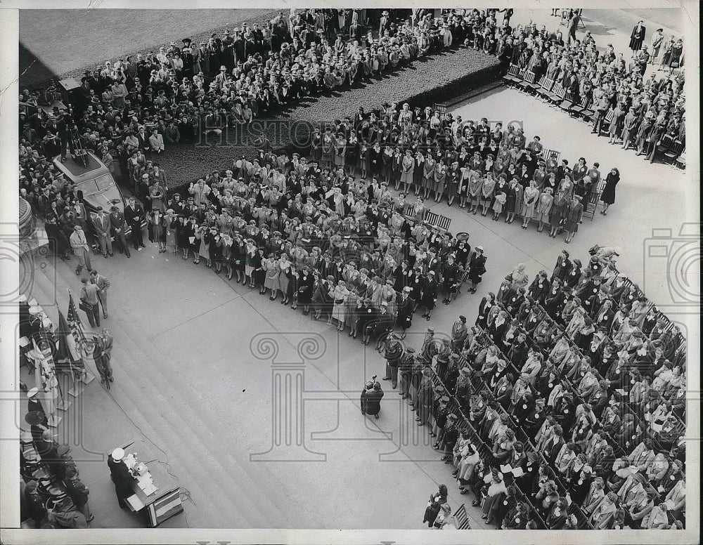 1944 LA, Calif. 500 recruits sworn into the WACs - Historic Images