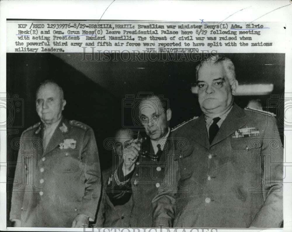 1929 Brazilian War Minister leaves Presidential Palace. - Historic Images