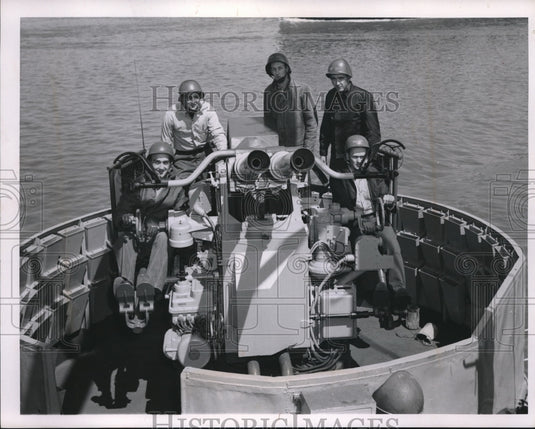 1957 K Kiuger,P Sposet,R Elder,J Tretheny, B Nealon & ship's gin - Historic Images
