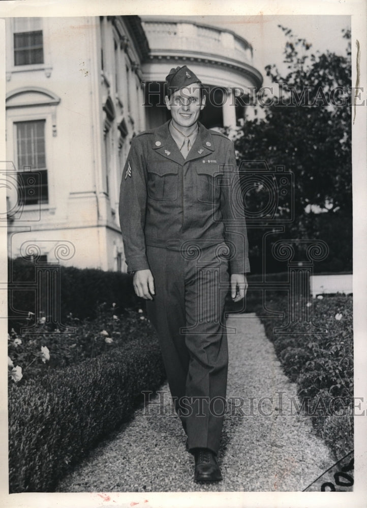 1945 D.C. Sgt Harry A Truman, nephew of the President at White House - Historic Images