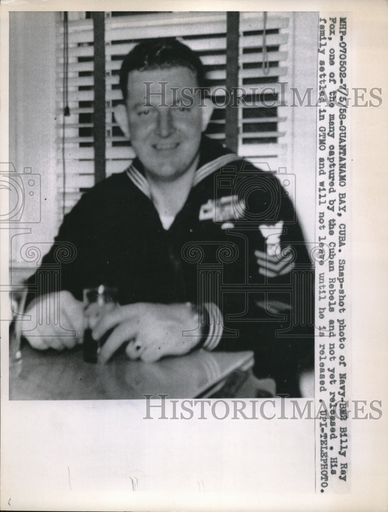 1958 Press Photo Guantanamo Bay, Cuba Navy BM2 BillRay Fox - Historic Images